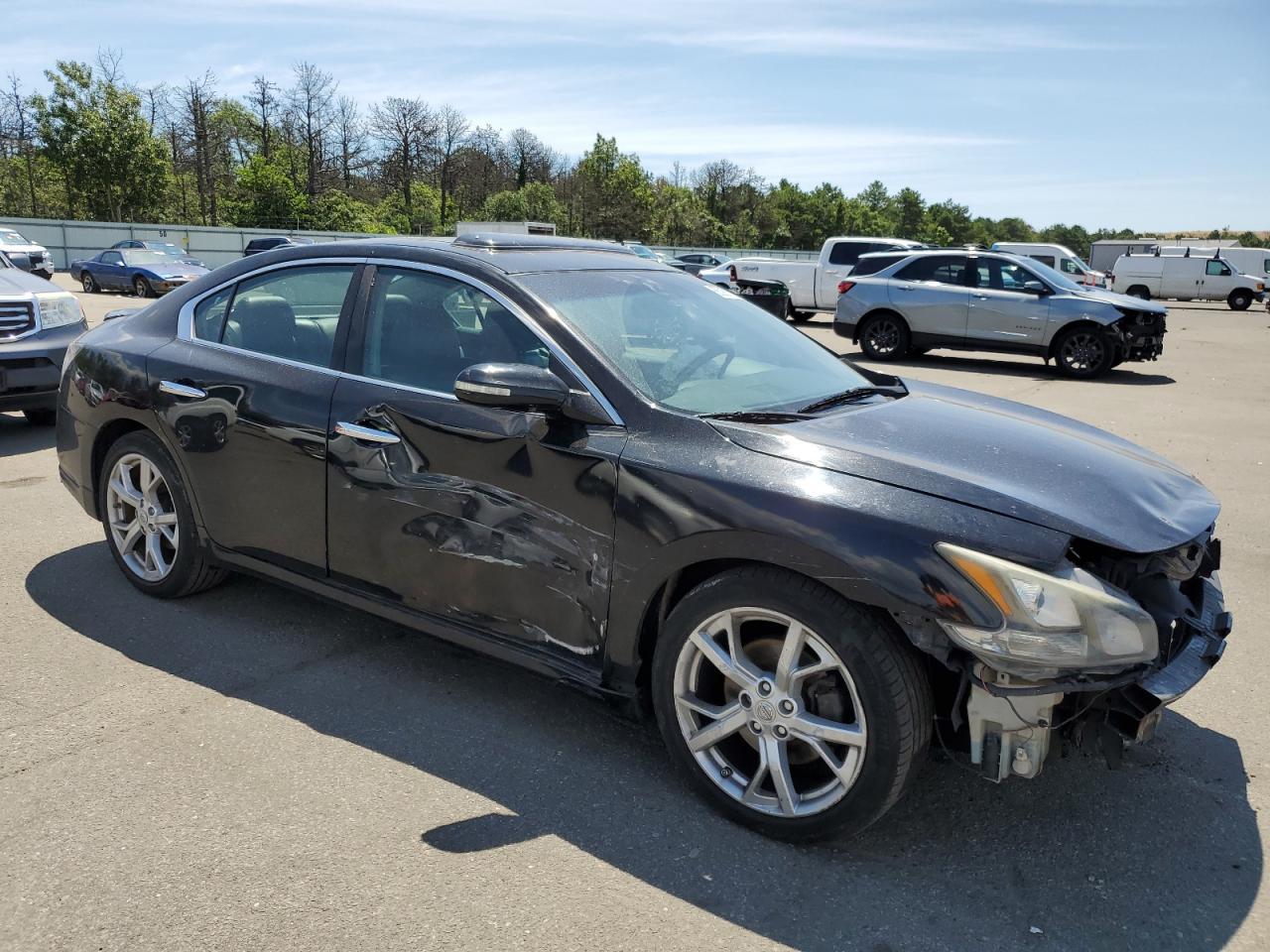 2014 Nissan Maxima S - Image 4