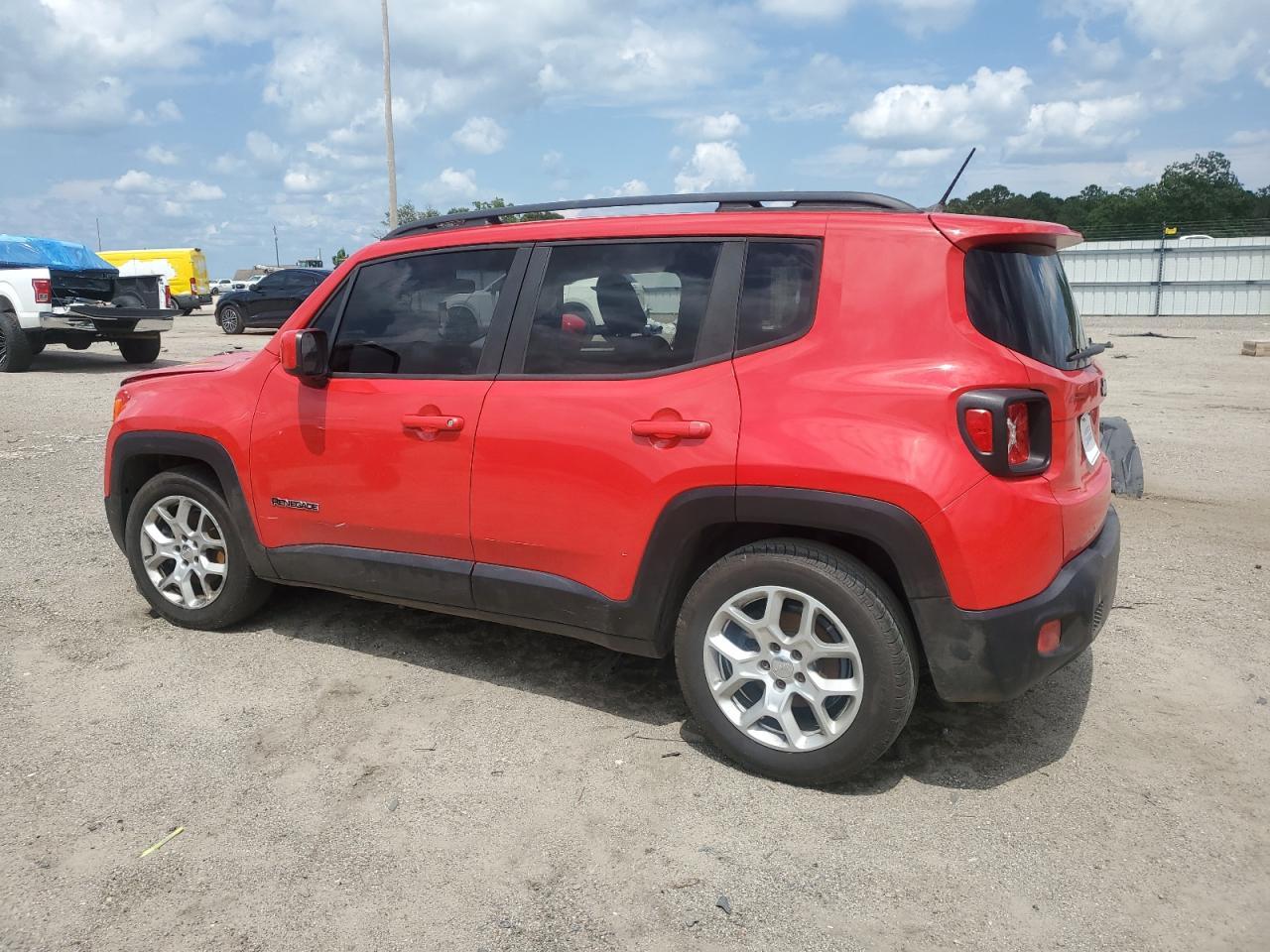 2015 Jeep Renegade Latitude - Фото 2