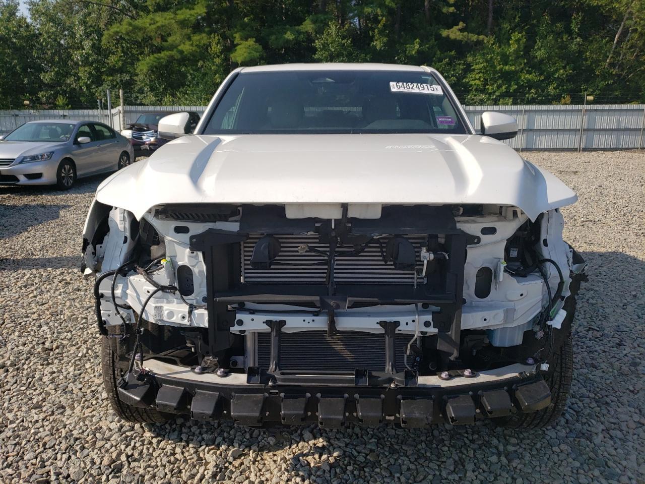 2024 Toyota Tacoma Double Cab - Image 5