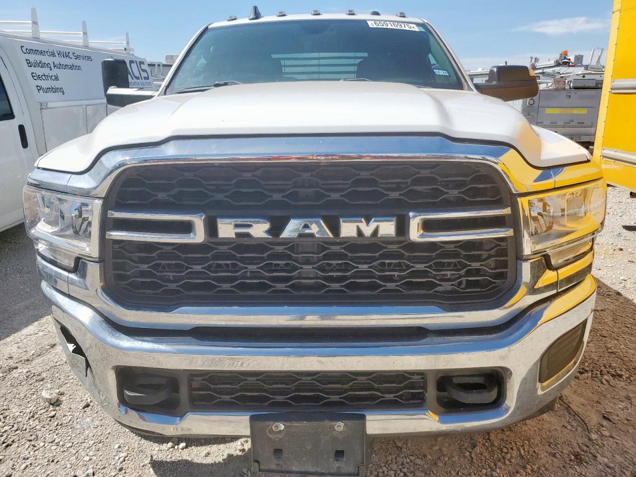 2022 Ram 3500 - Image 5