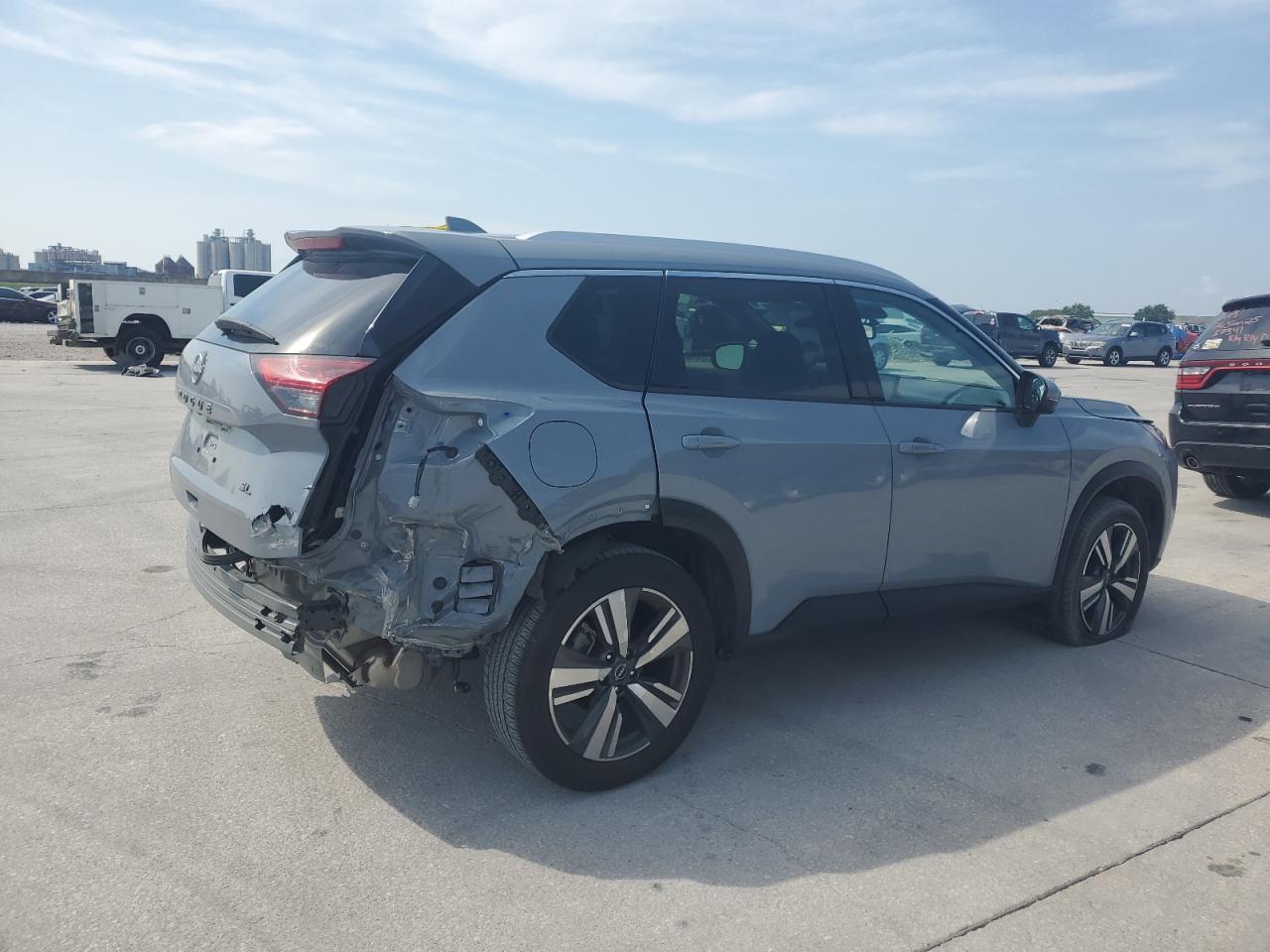 2024 Nissan Rogue Sl - Фото 3