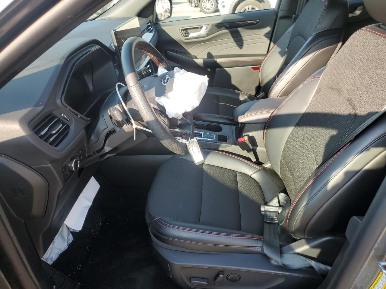 2025 Ford Escape St Line - Фото 7