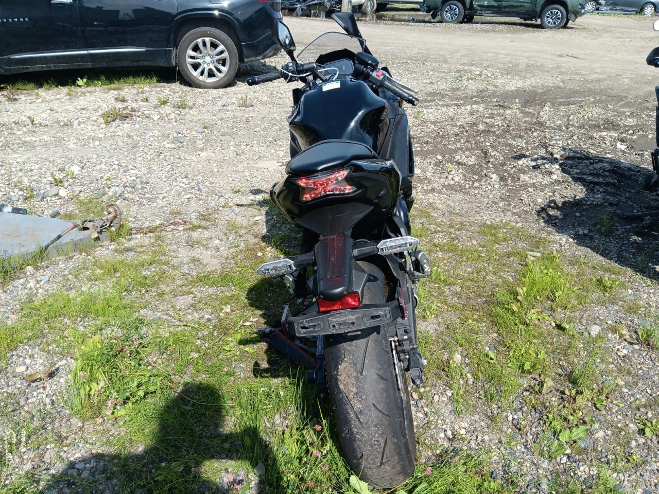 2025 Kawasaki Ex650 R - Фото 4