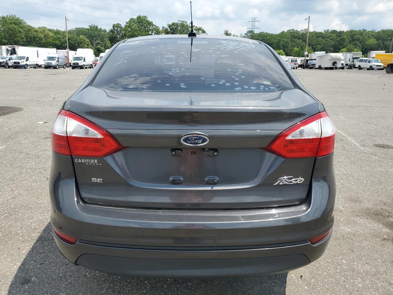 2018 Ford Fiesta Se - Фото 6