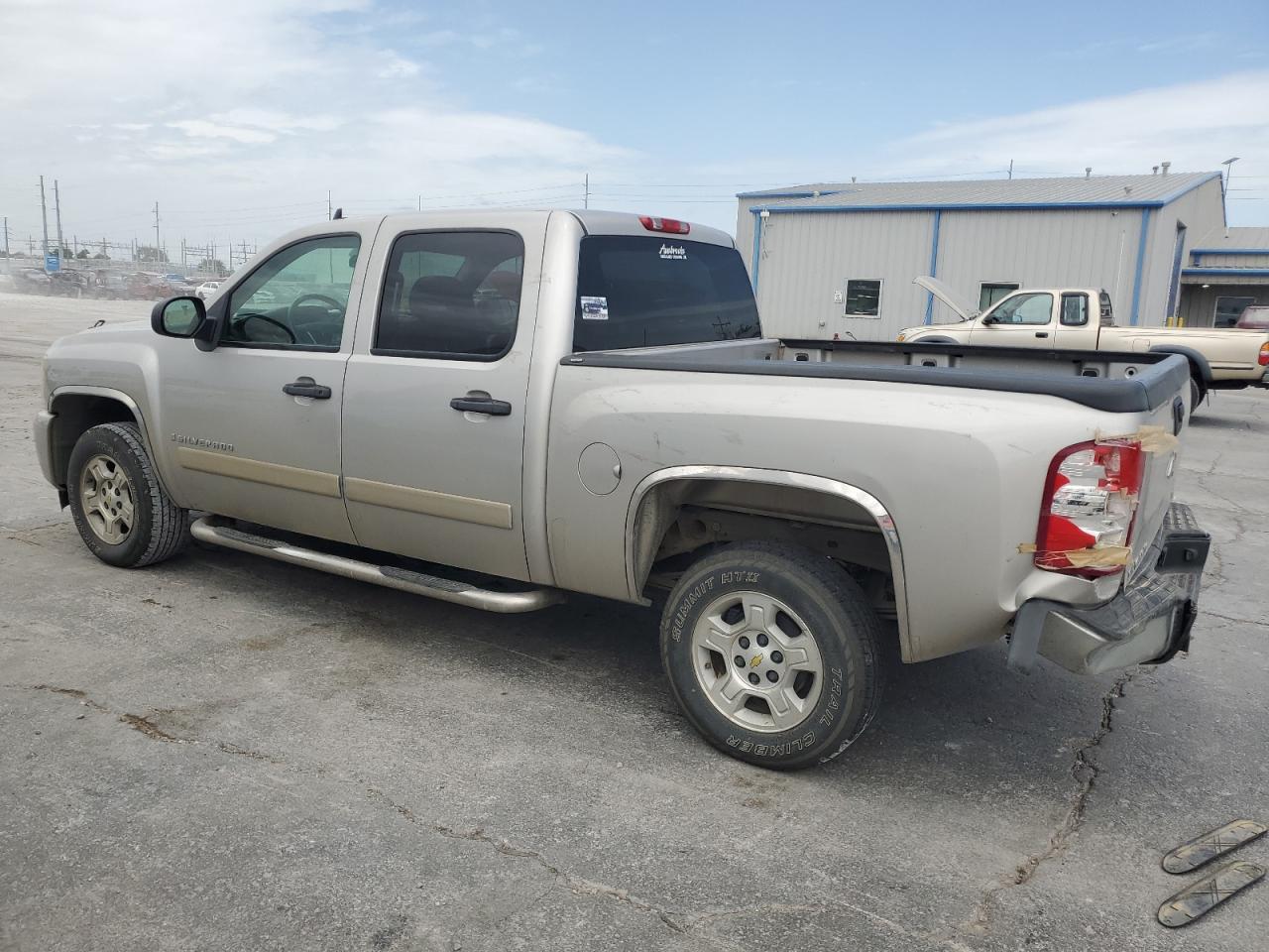 2007 Chevrolet Silverado C1500 Crew Cab - Фото 2