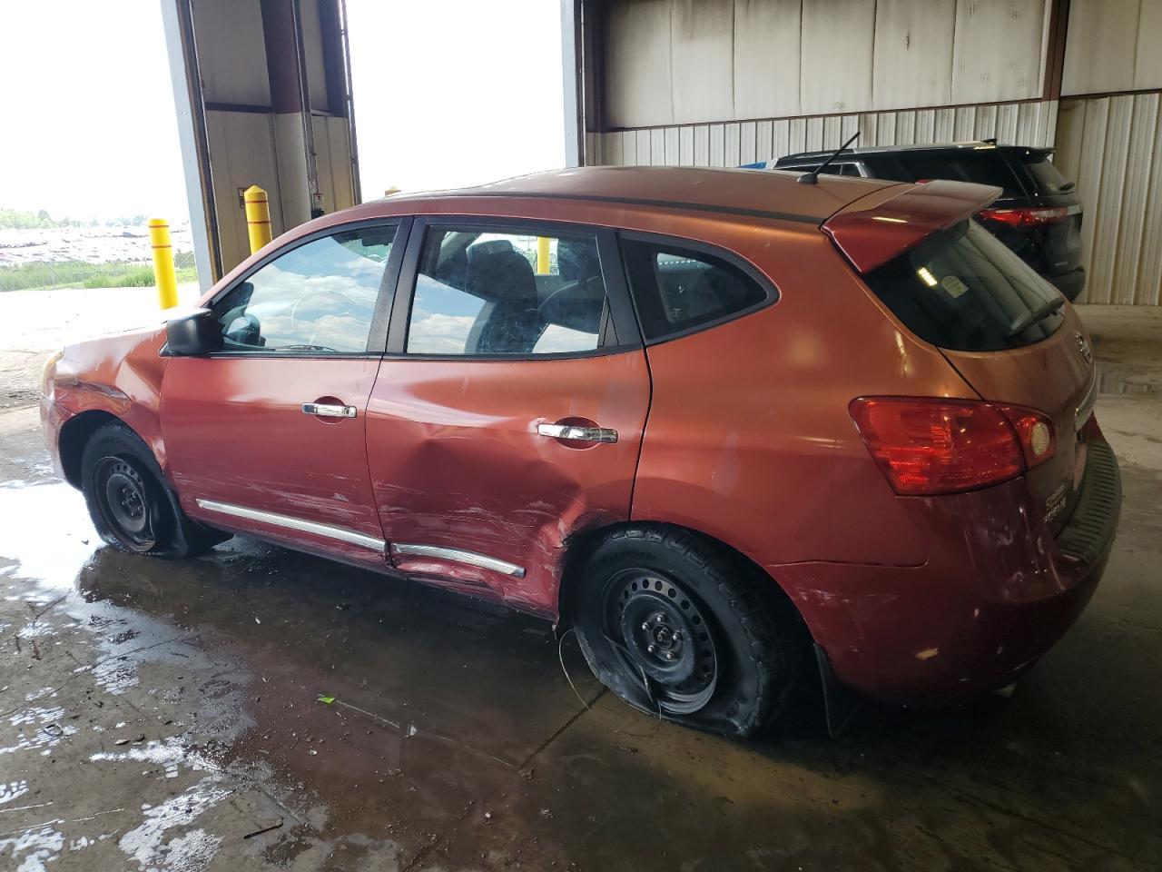 2011 Nissan Rogue S - Image 2