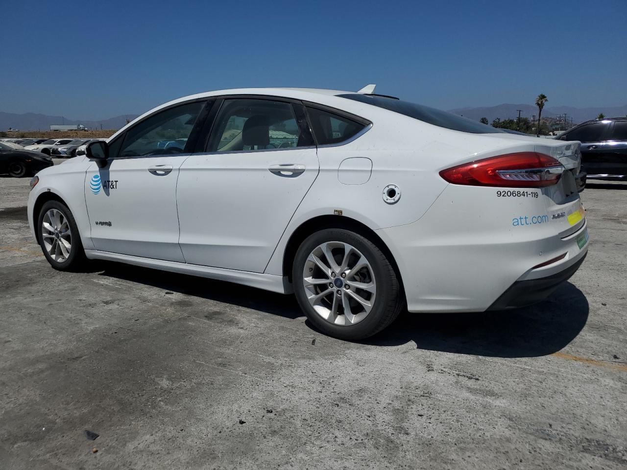 2019 Ford Fusion Se - Фото 2