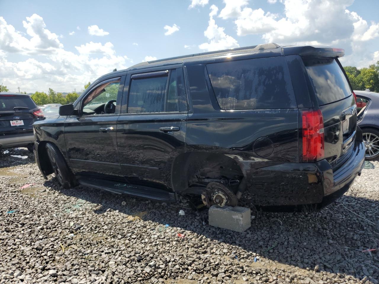 2019 Chevrolet Tahoe C1500 Premier - Фото 2