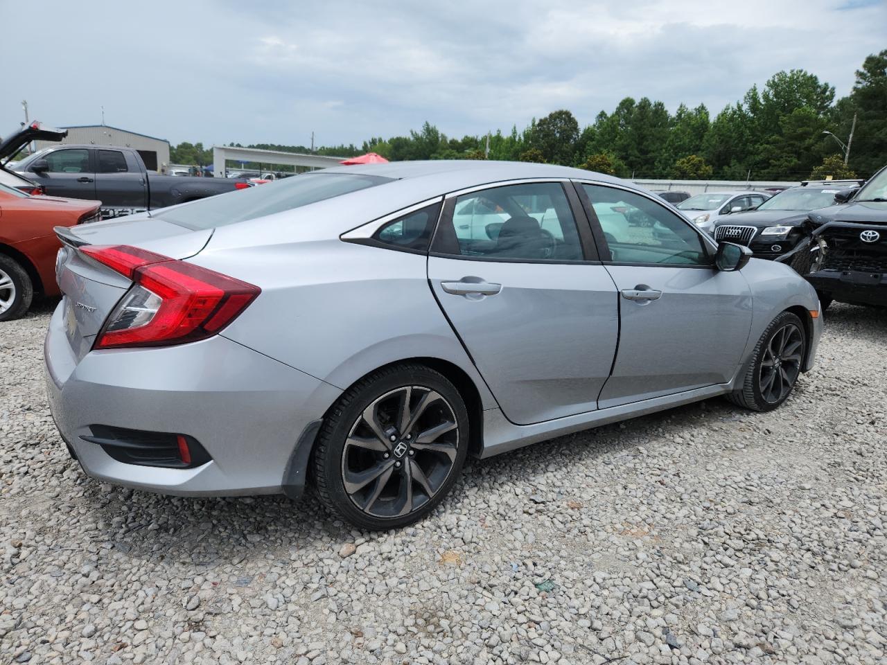 2019 Honda Civic Sport - Image 3