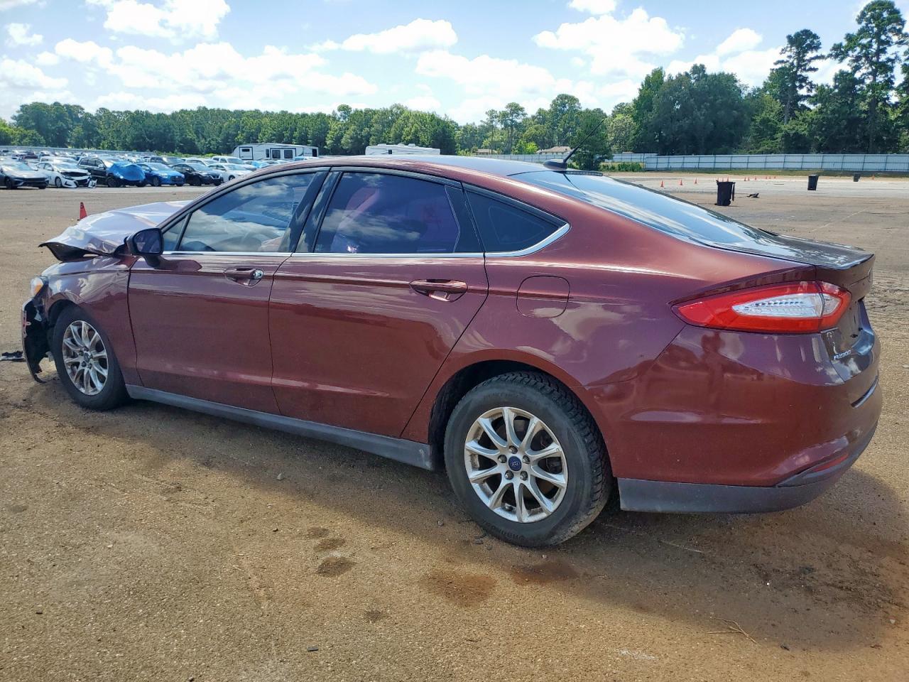 2015 Ford Fusion S - Фото 2
