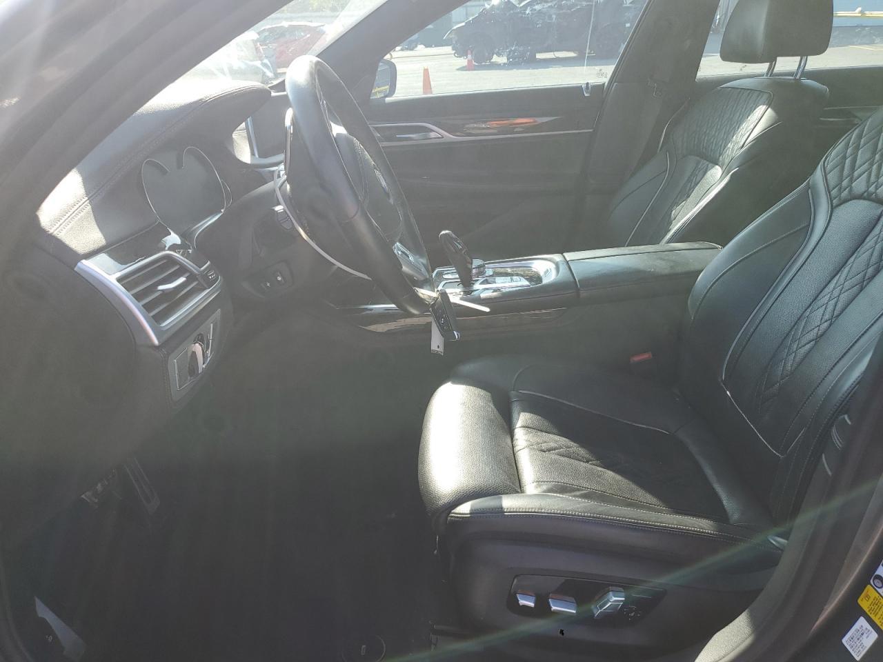 2019 BMW 750 I - Image 7