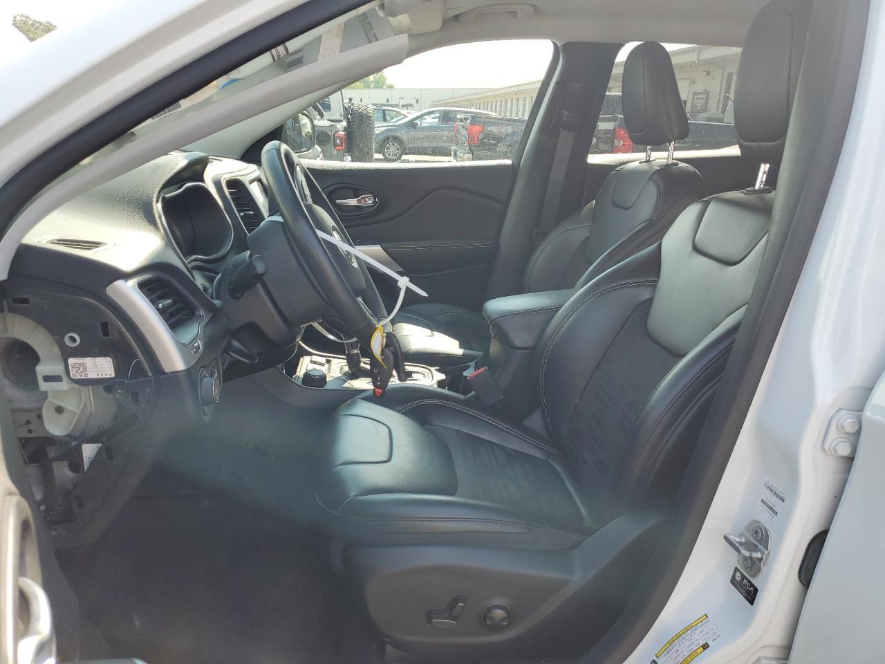 2022 Jeep Cherokee Latitude - Image 7