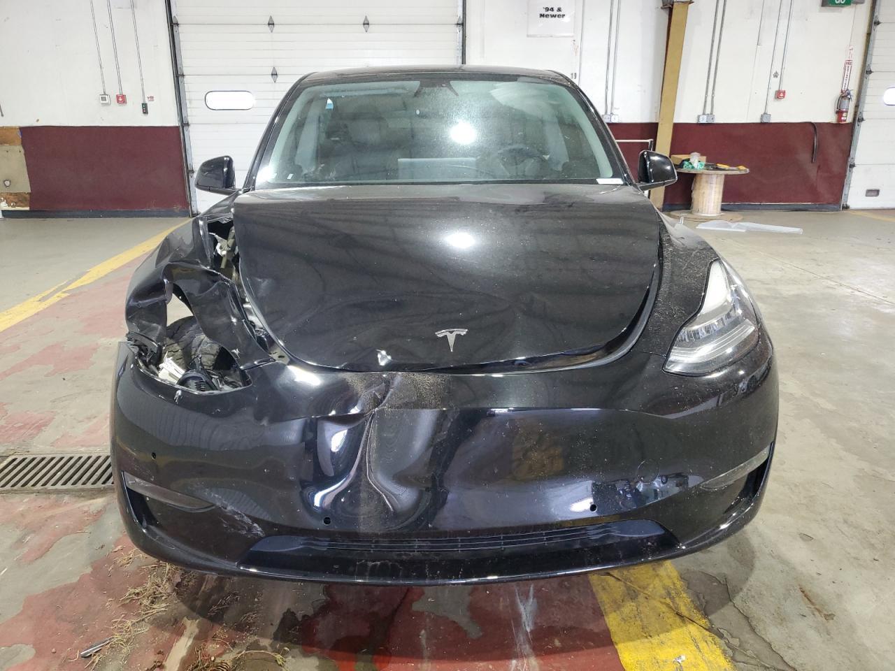 2022 Tesla Model Y - Фото 5