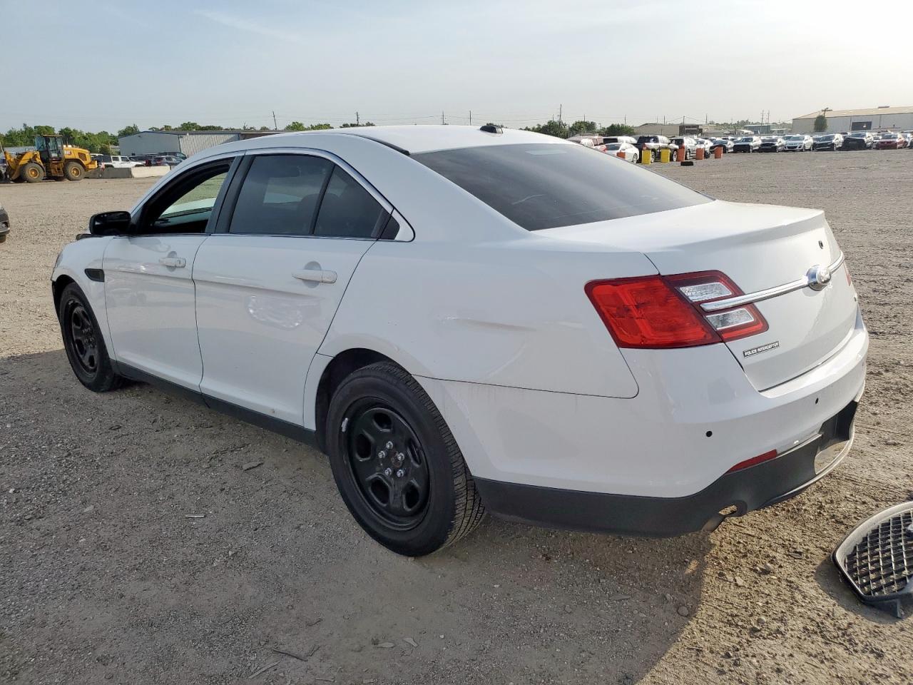 2018 Ford Taurus Police Interceptor - Фото 2