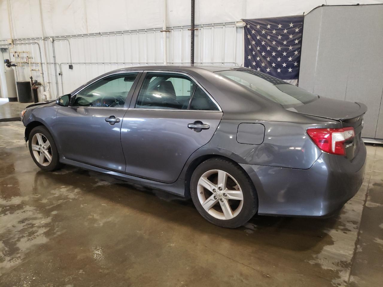 2013 Toyota Camry L - Image 2