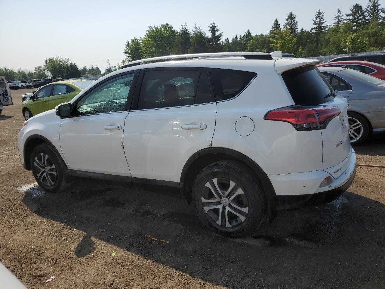2017 Toyota Rav4 Le - Фото 2