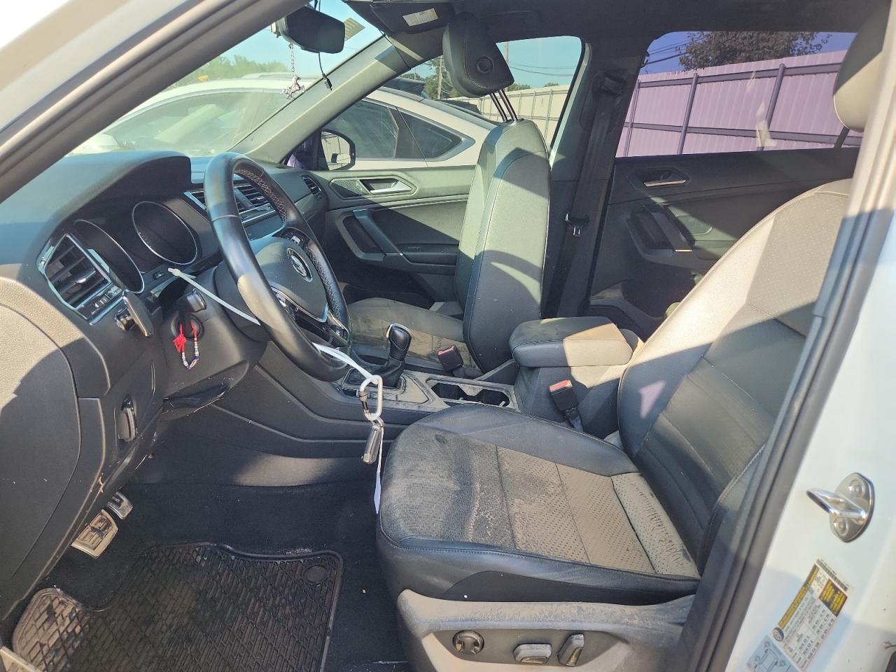 2020 Volkswagen Tiguan Se - Фото 7