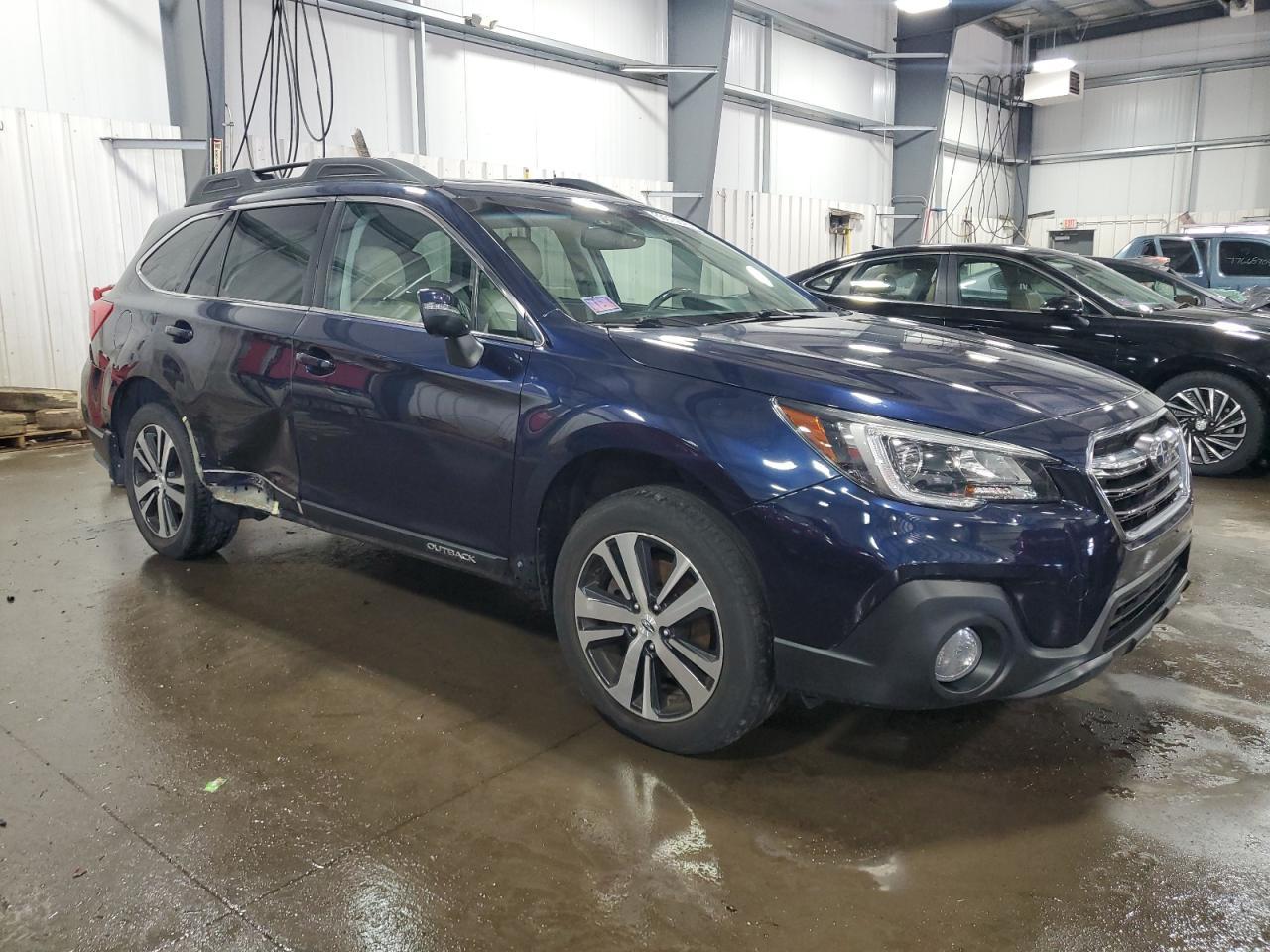 2018 Subaru Outback 2.5I Limited - Image 4