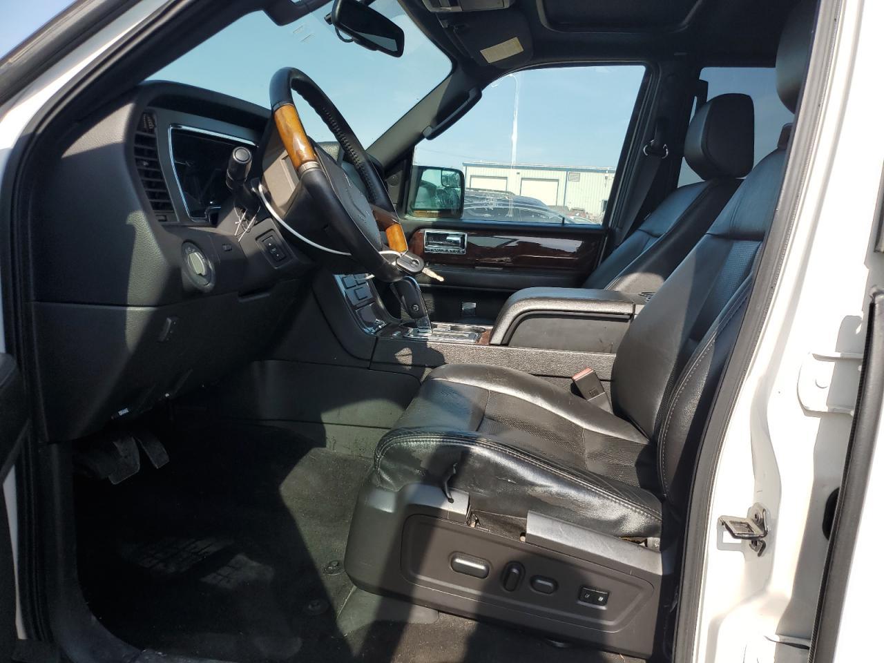 2012 Lincoln Navigator L - Фото 7