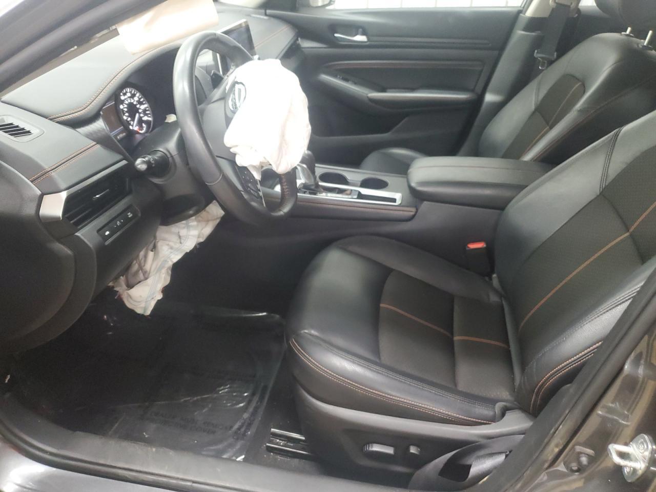 2022 Nissan Altima Sr - Image 7