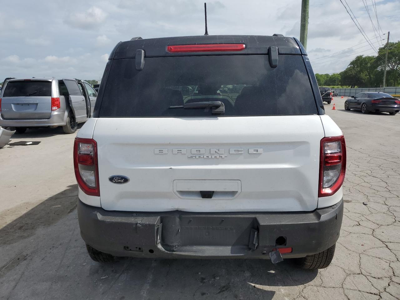 2024 Ford Bronco Sport Outer Banks - Image 6