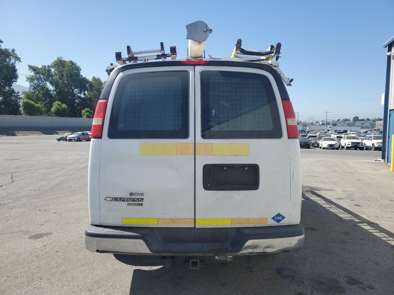 2014 Chevrolet Express G2500 - Фото 6
