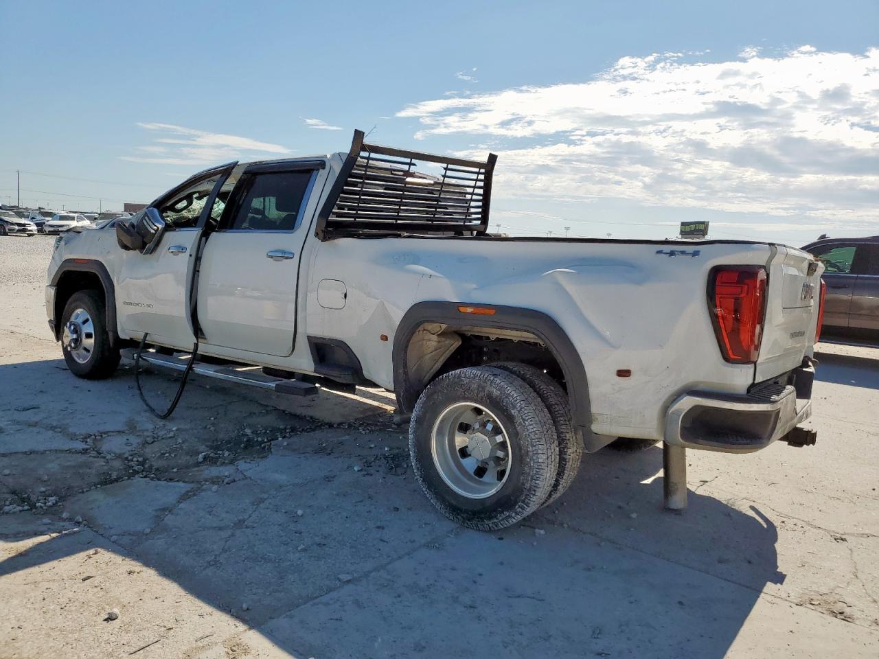 2021 GMC Sierra K3500 Slt - Фото 2