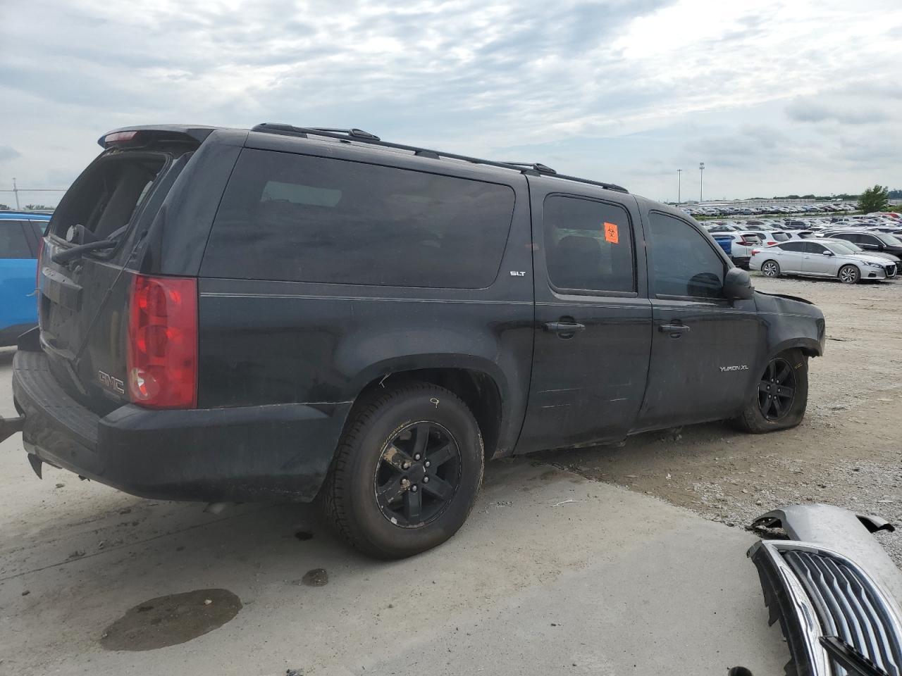 2011 GMC Yukon Xl K1500 Slt - Фото 3