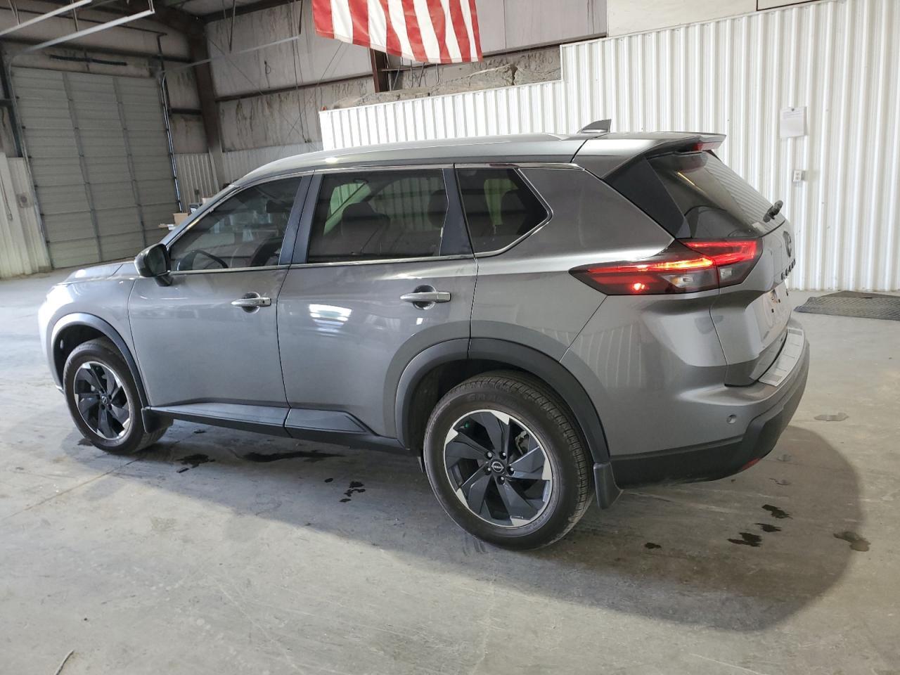2024 Nissan Rogue Sv - Фото 2