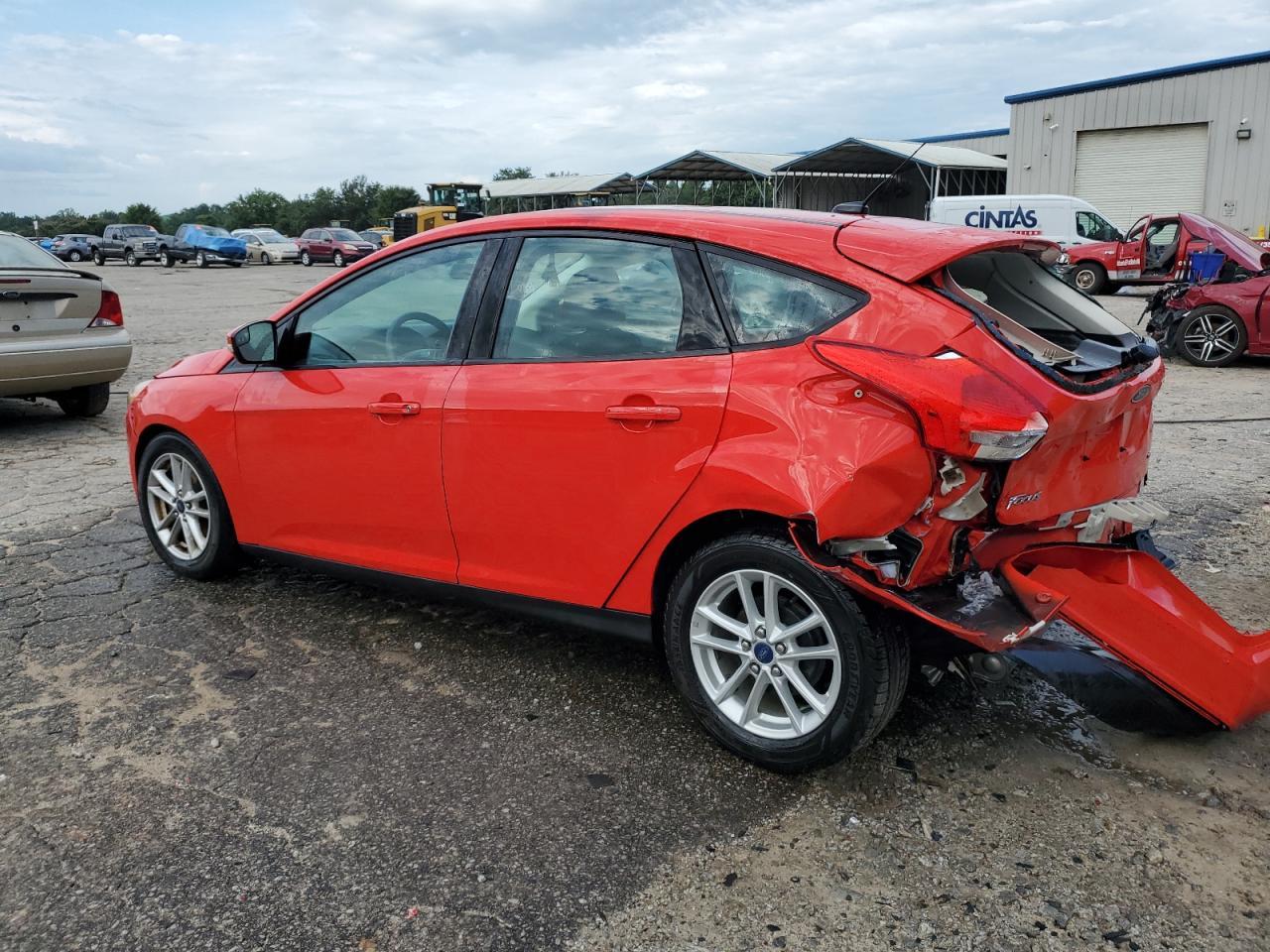 2016 Ford Focus Se - Image 2