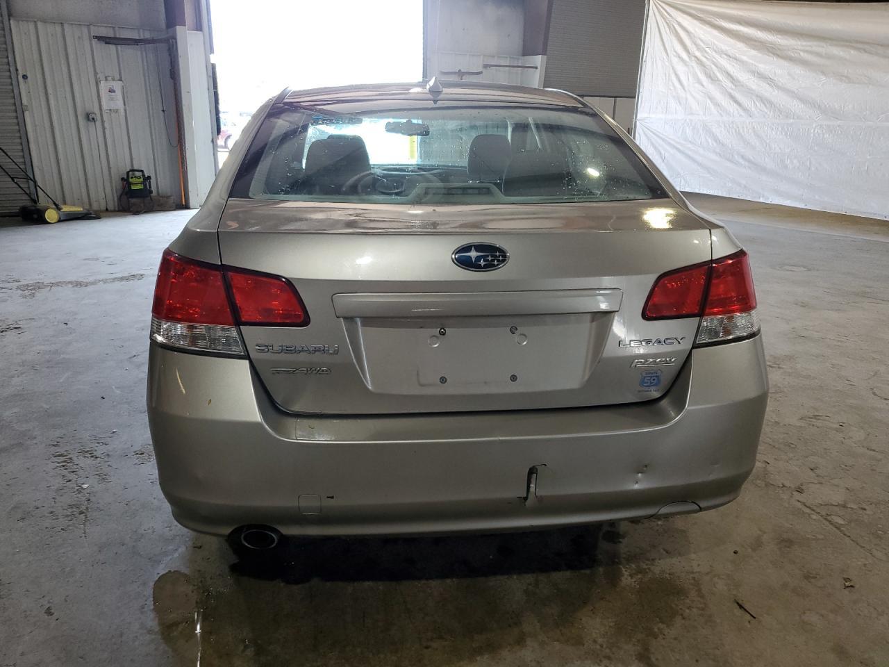 2014 Subaru Legacy 2.5I Premium - Image 6