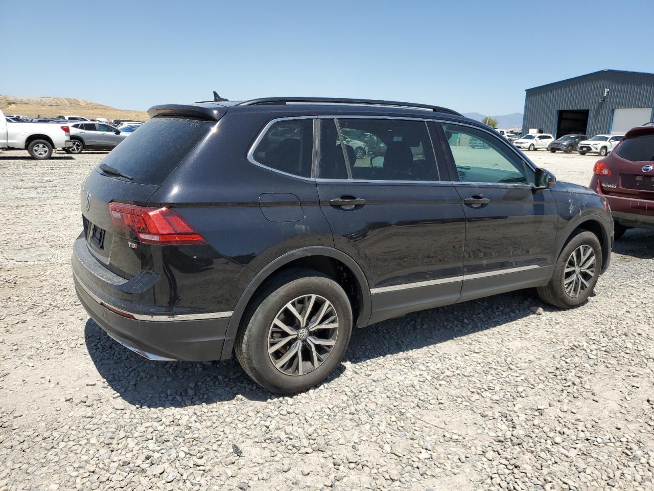 2018 Volkswagen Tiguan Se - Фото 3