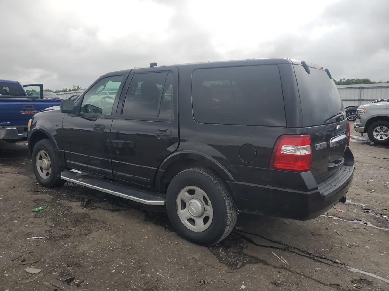 2009 Ford Expedition Xlt - Image 2