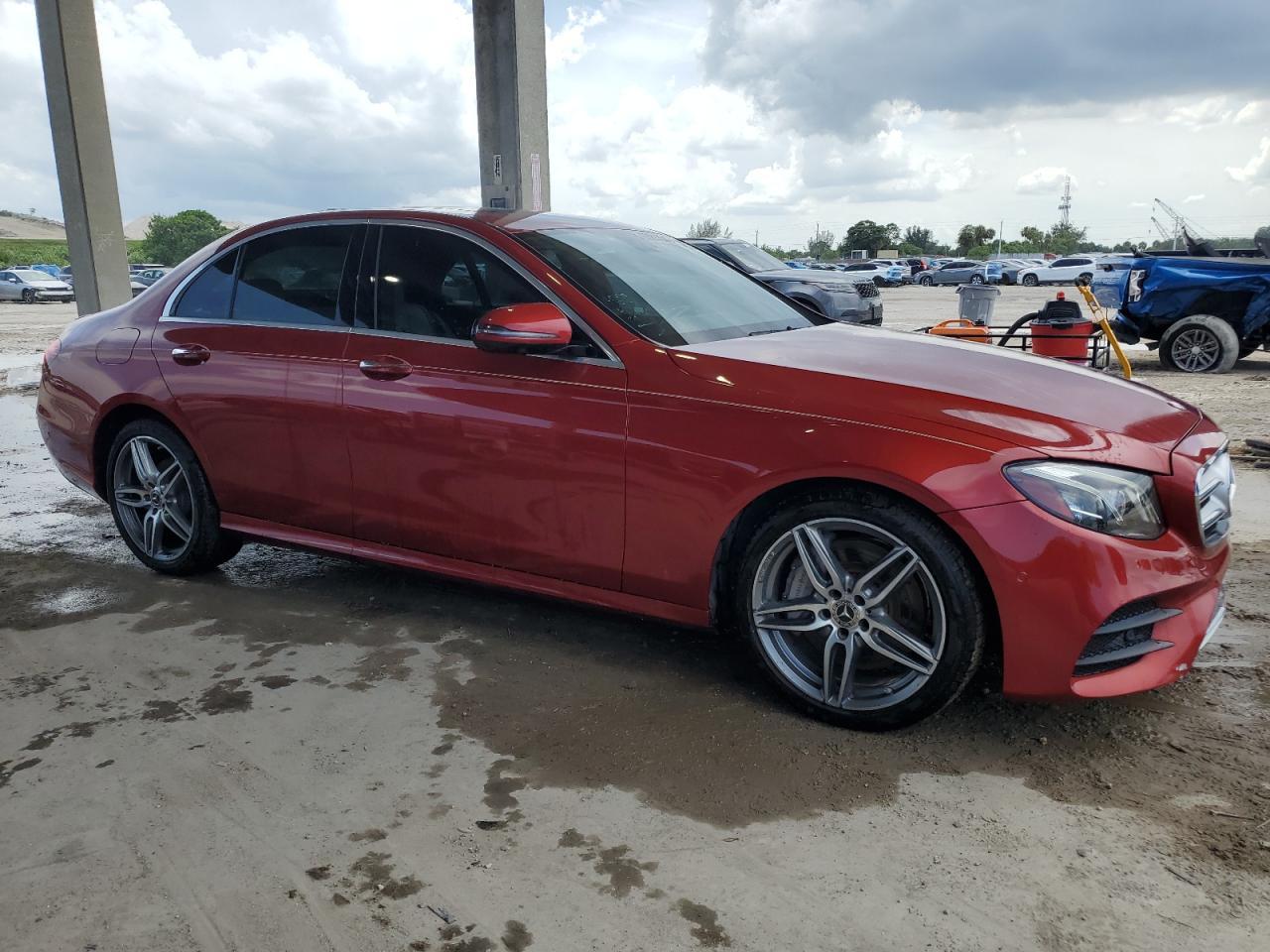 2019 Mercedes-Benz E 300 - Image 4