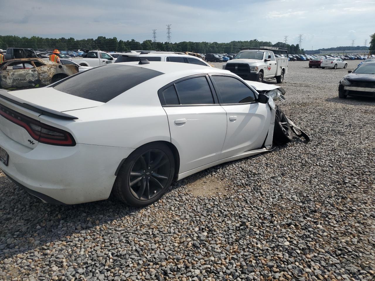 2017 Dodge Charger R/T - Image 3