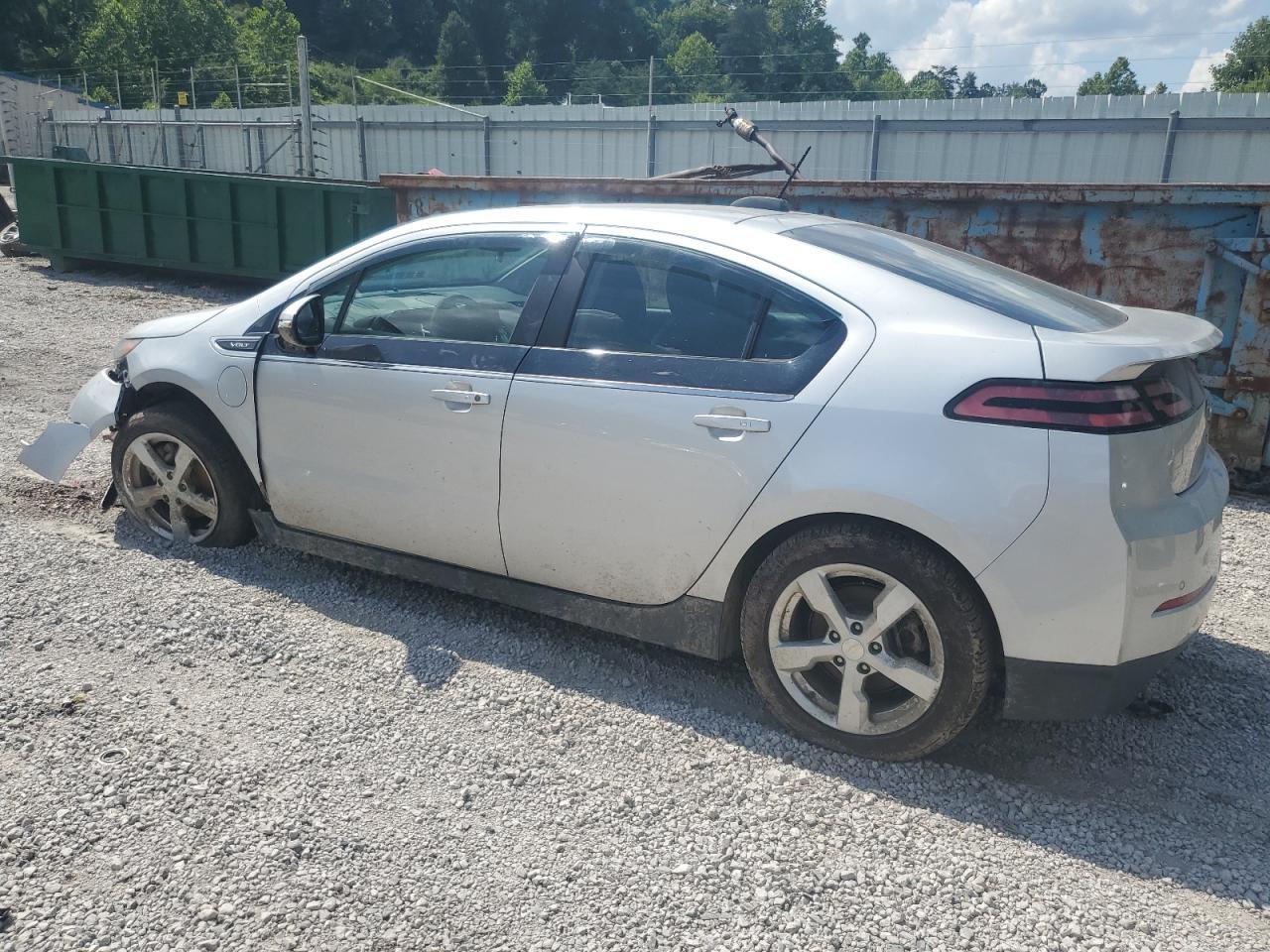 2015 Chevrolet Volt - Фото 2