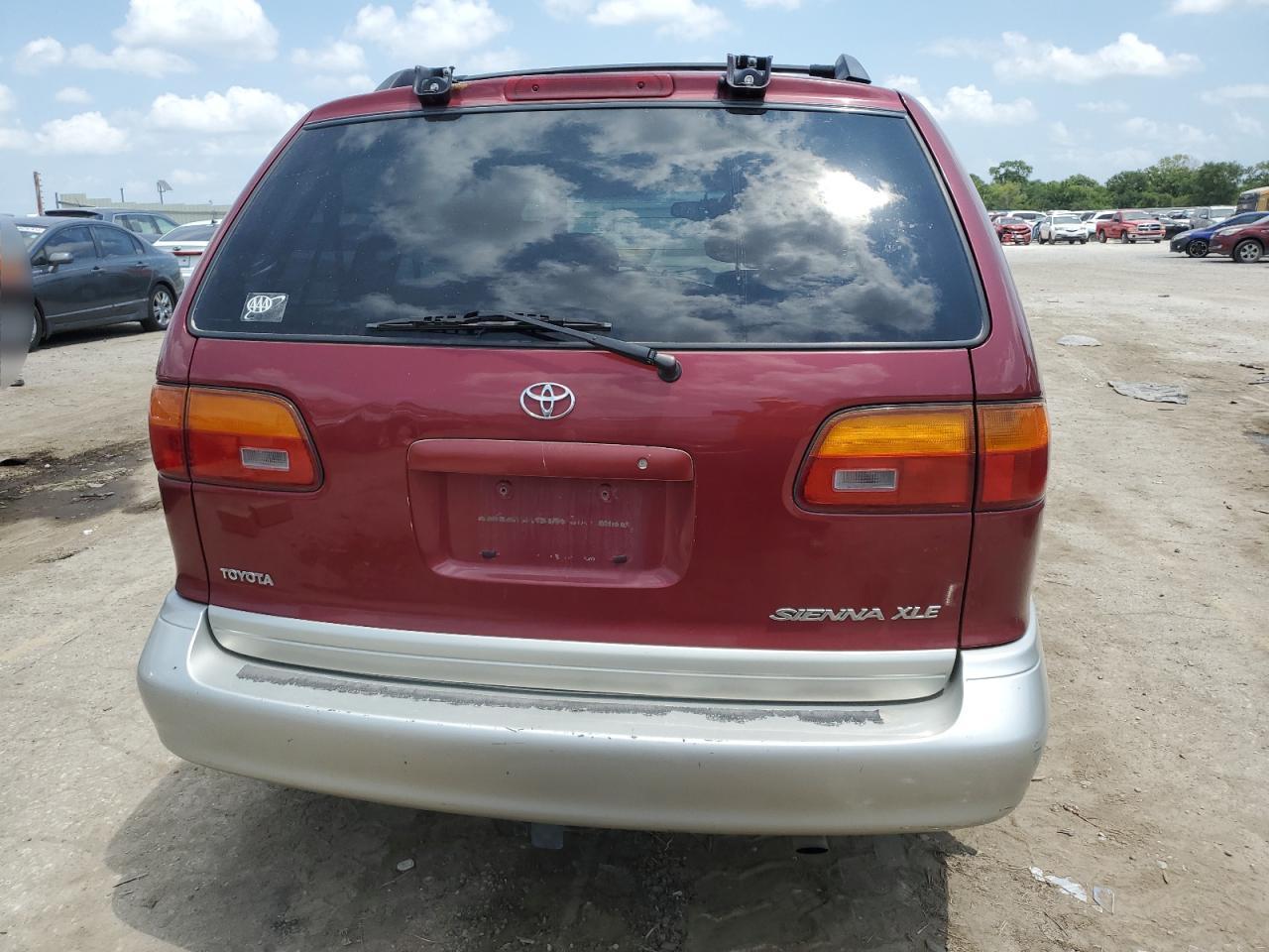 1999 Toyota Sienna Le - Фото 6