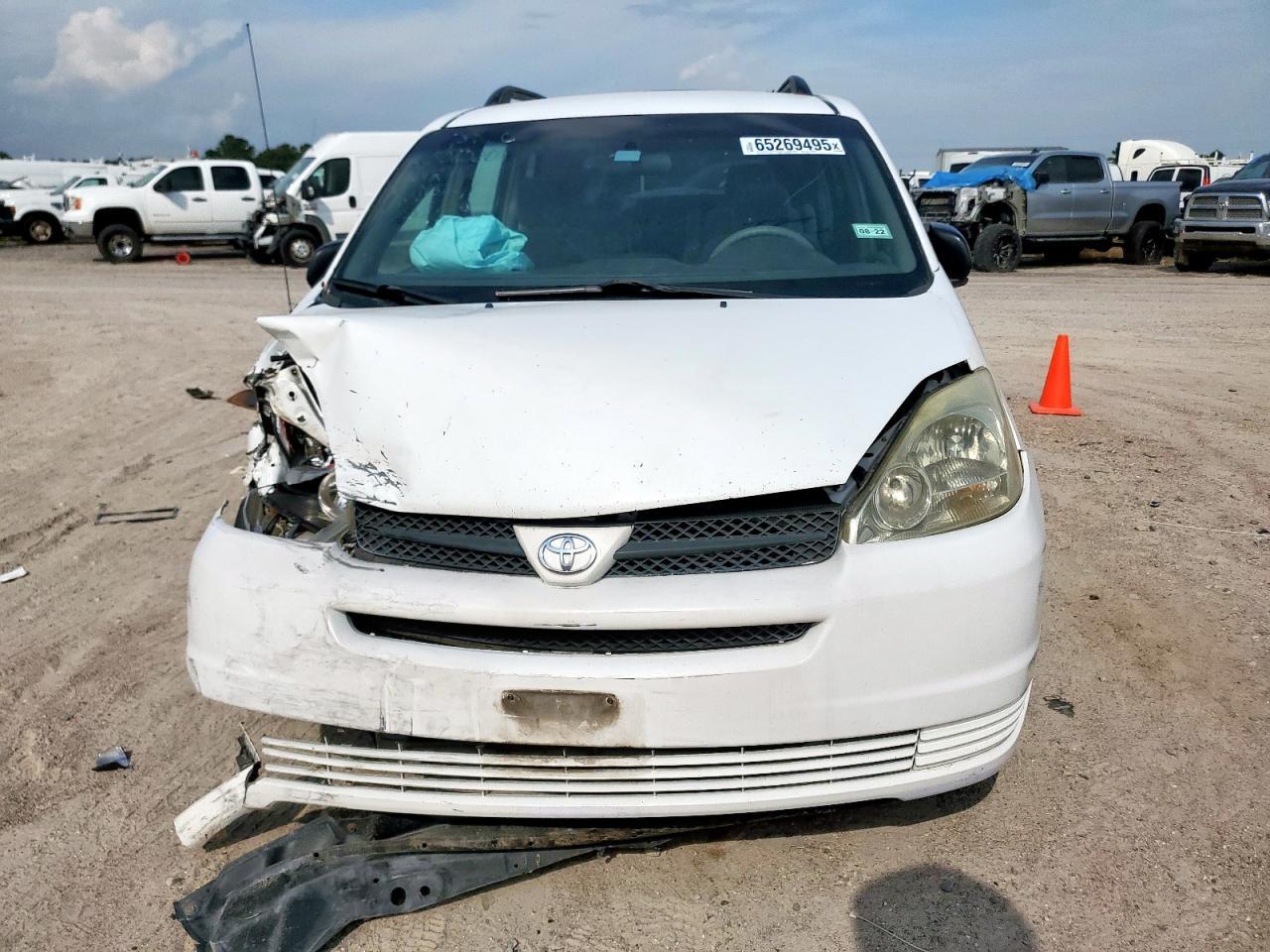 2005 Toyota Sienna Ce - Фото 5