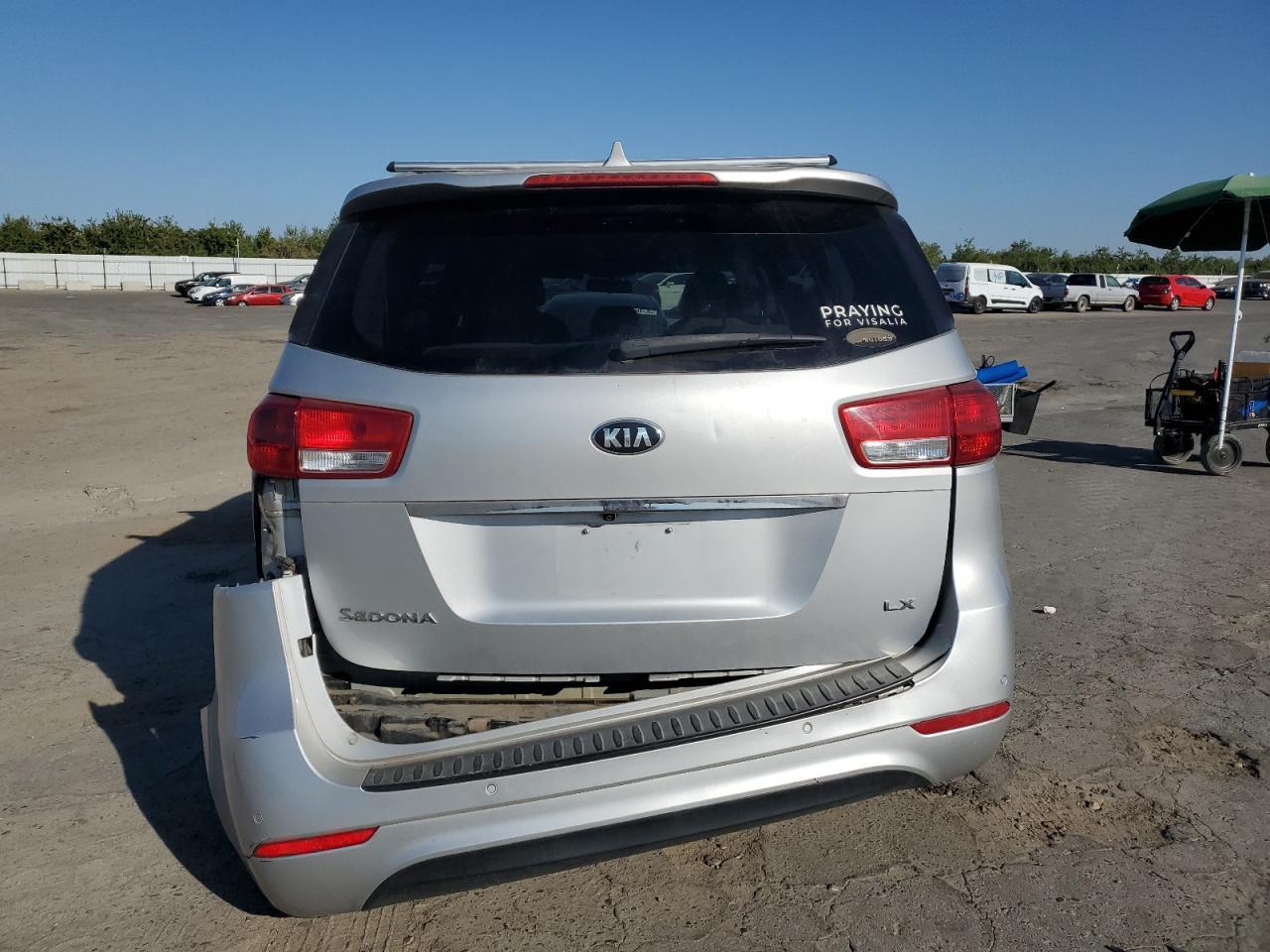 2016 Kia Sedona Lx - Фото 6