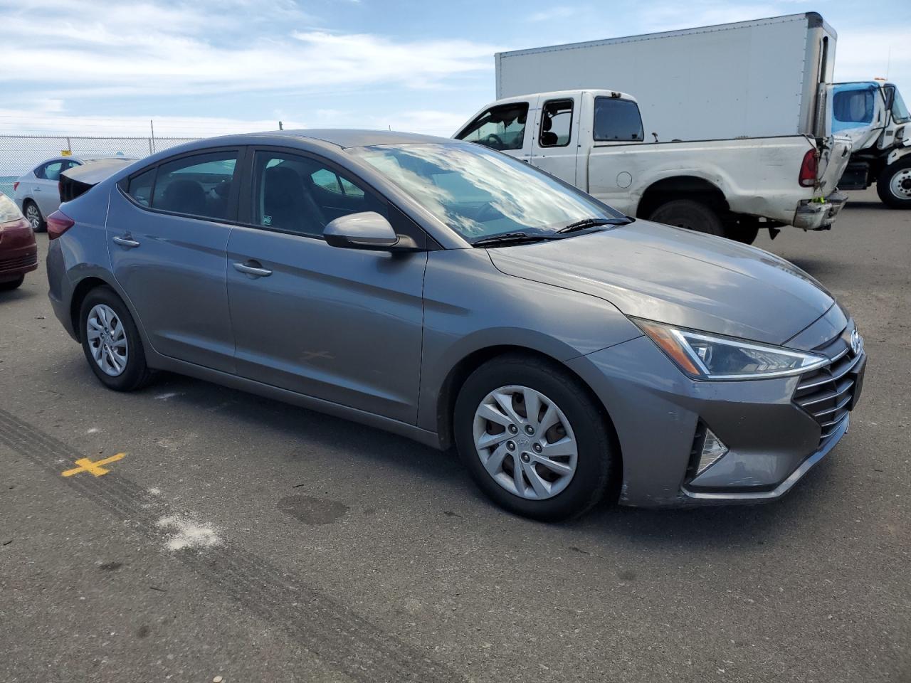 2020 Hyundai Elantra Se - Фото 4