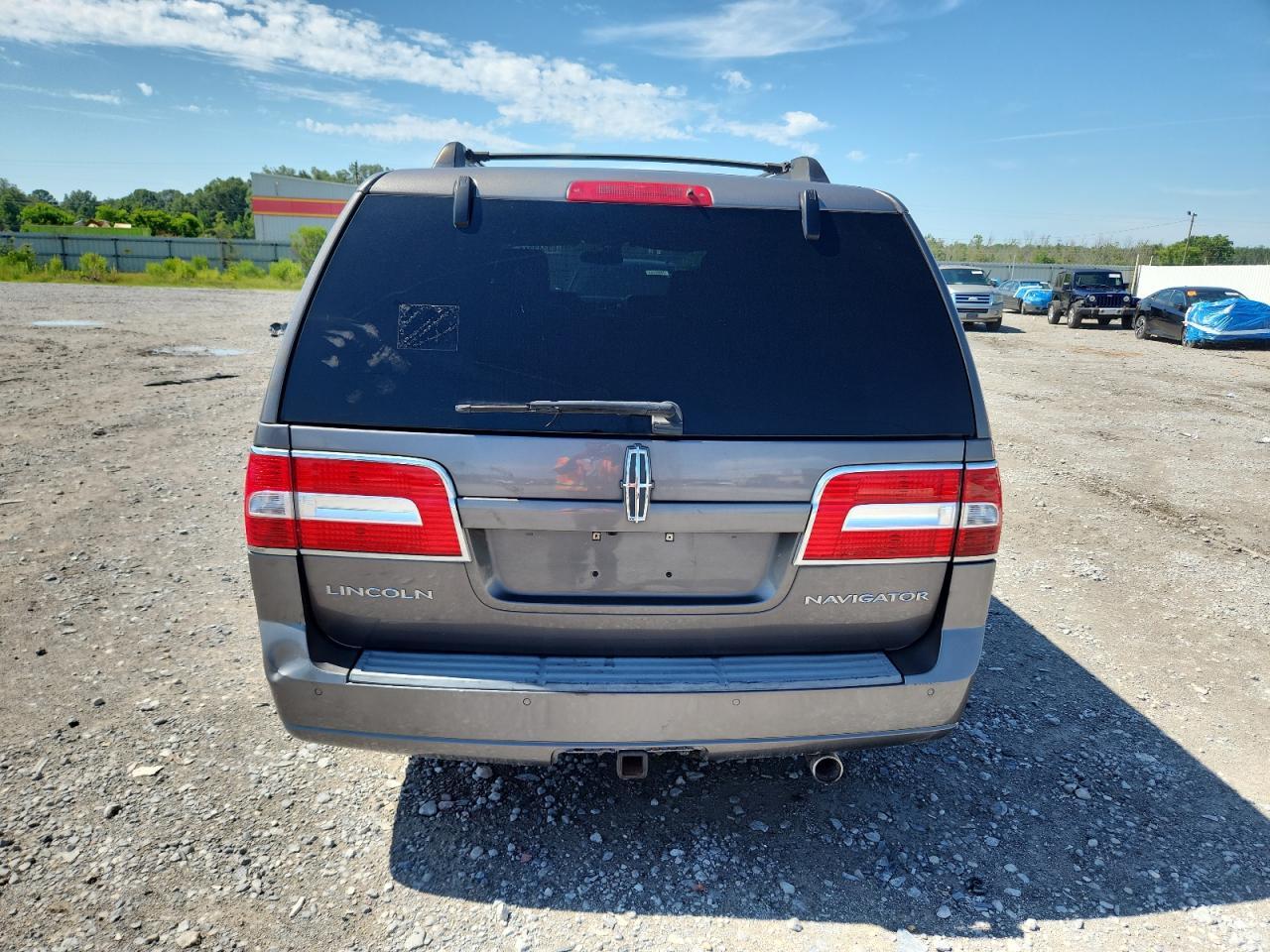 2011 Lincoln Navigator L - Фото 6