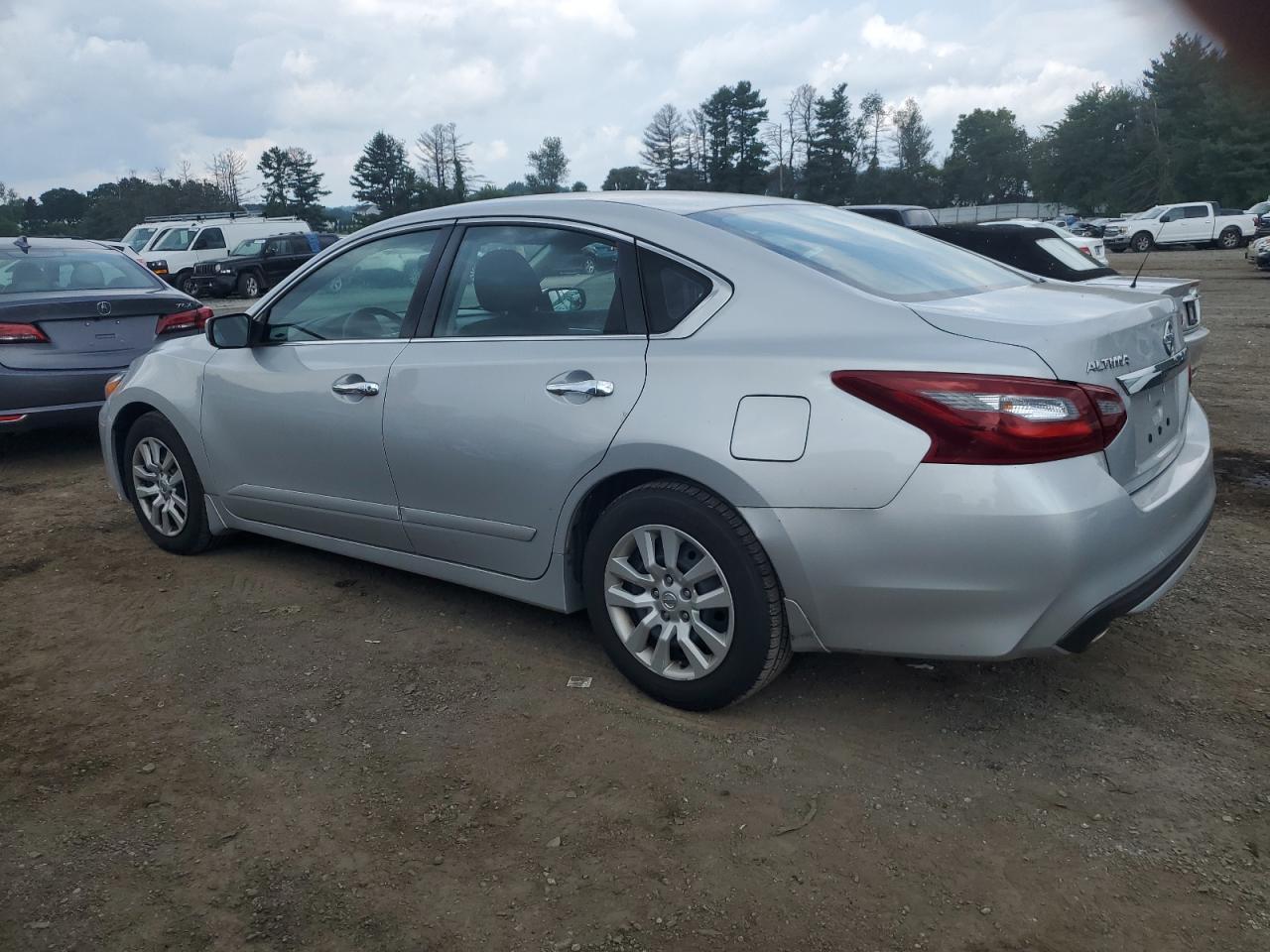 2018 Nissan Altima 2.5 - Фото 2