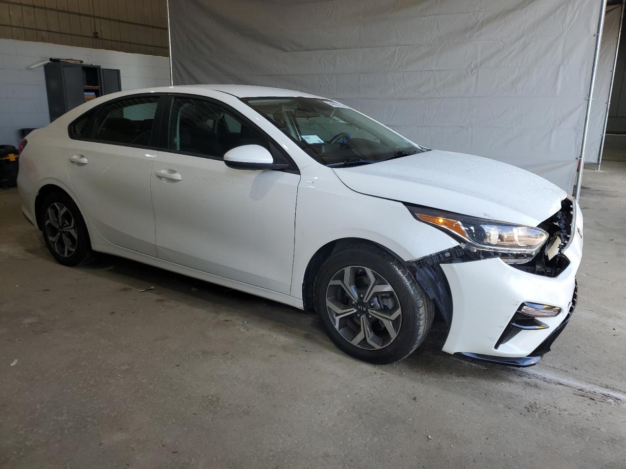 2021 Kia Forte Fe - Фото 4