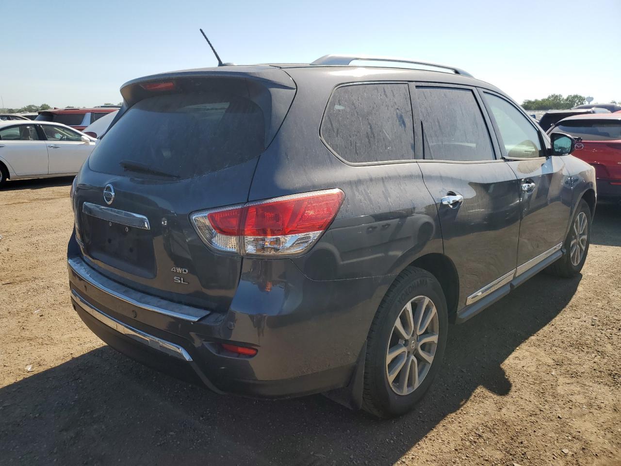 2014 Nissan Pathfinder S - Фото 3