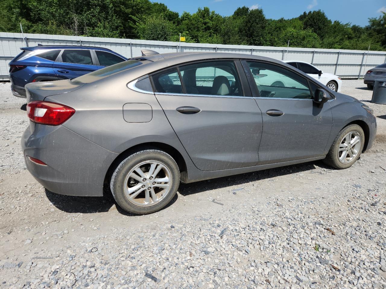 2018 Chevrolet Cruze Lt - Фото 3