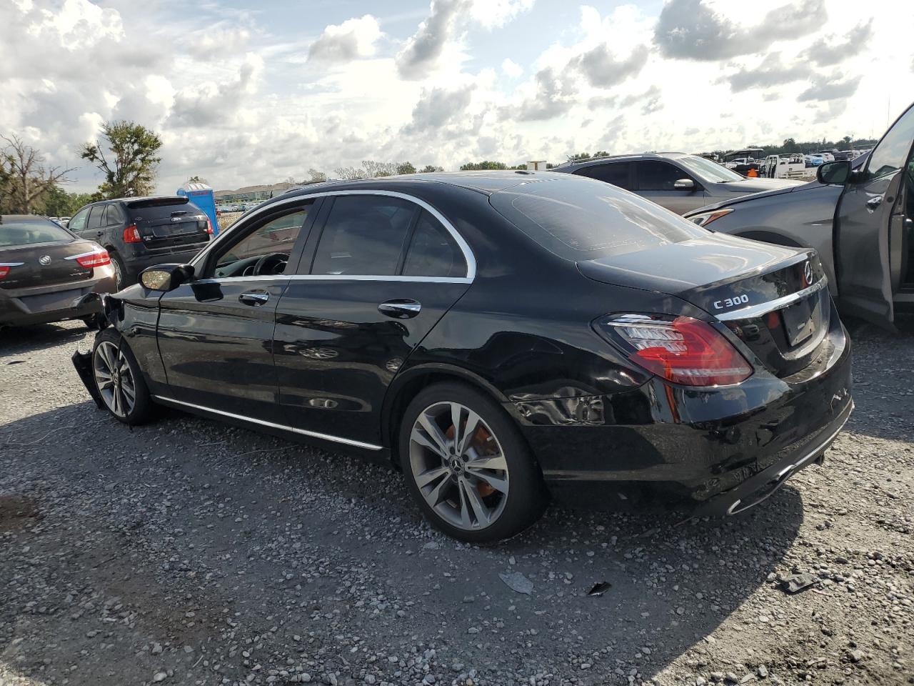 2020 Mercedes-Benz C 300 4Matic 300 4Matic - Фото 3