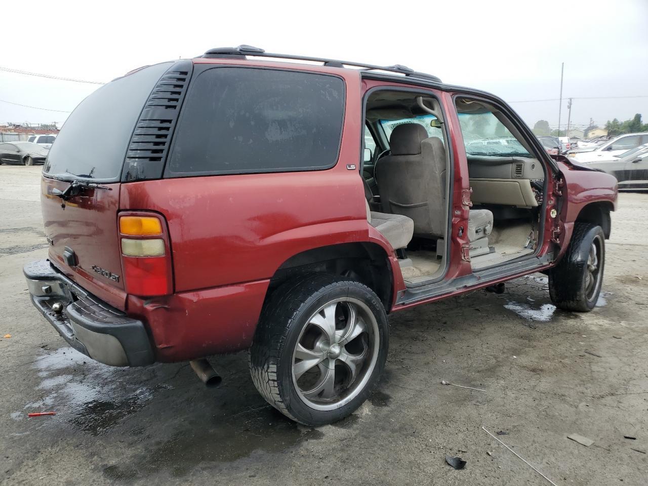 2001 Chevrolet Tahoe C1500 - Фото 3