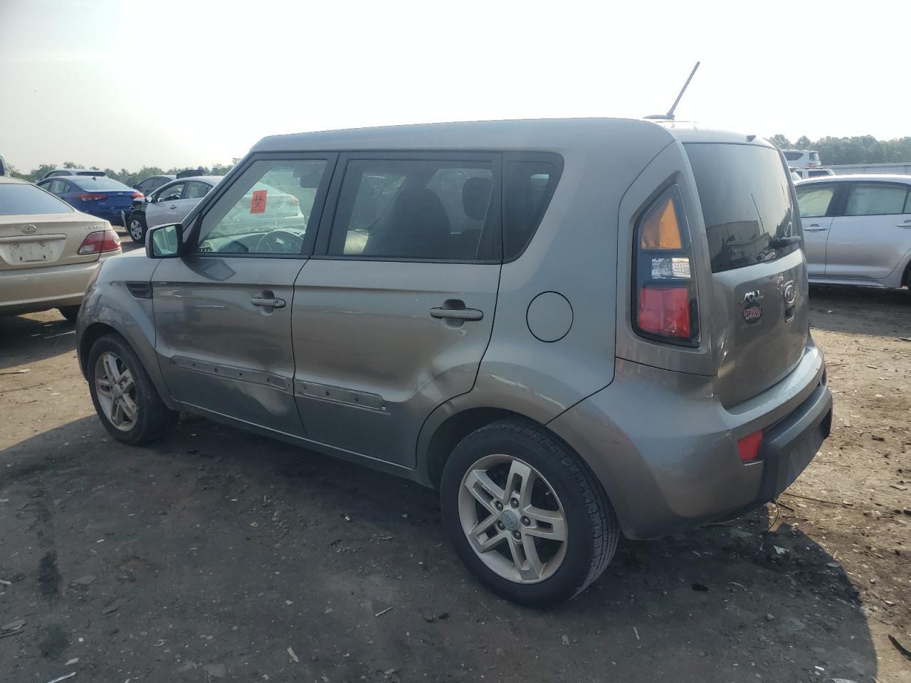 2011 Kia Soul + - Фото 2