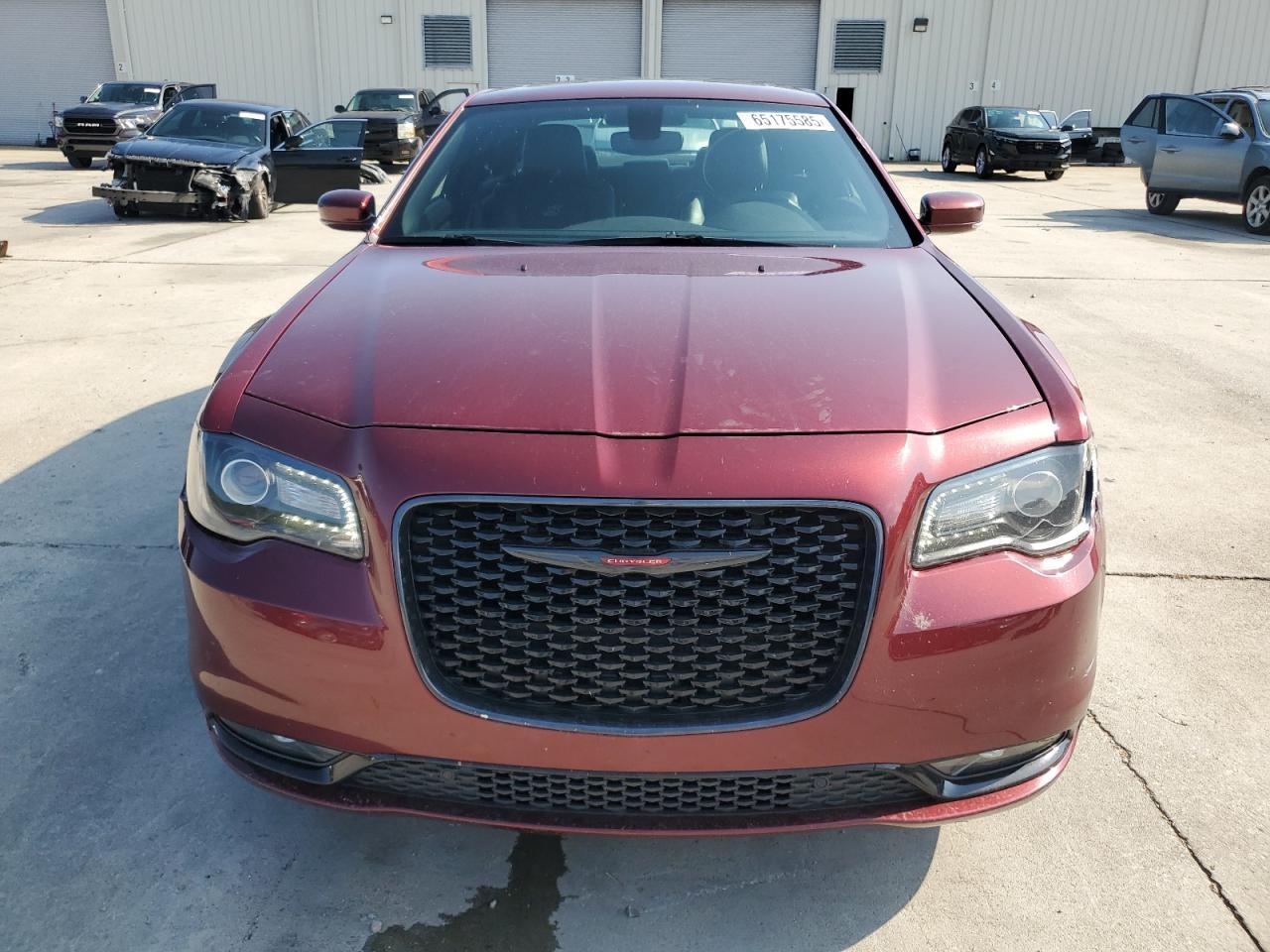 2023 Chrysler 300 S - Image 5
