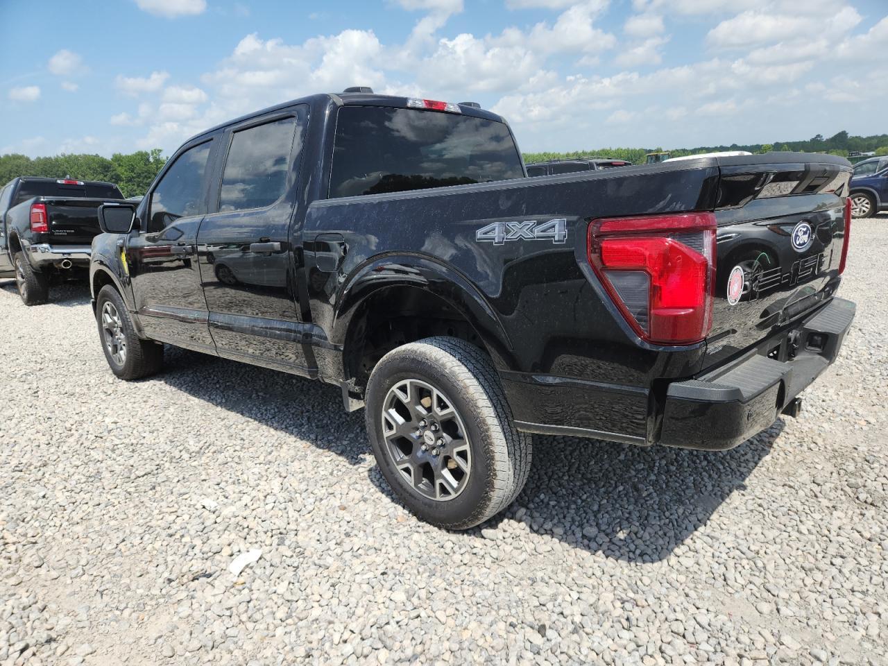 2024 Ford F150 Stx - Фото 2